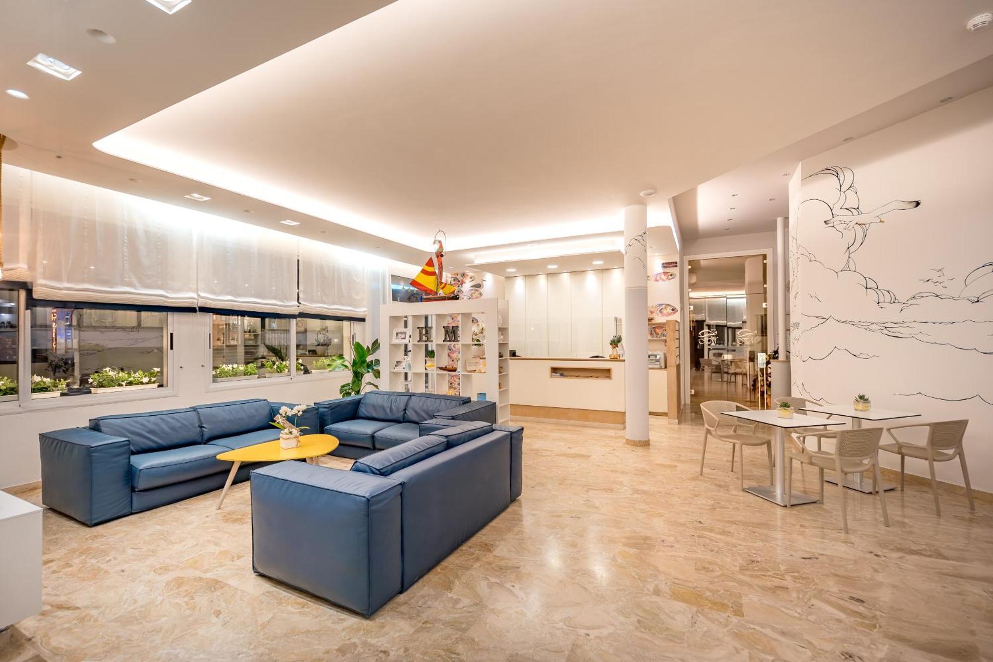 Hotel Marisa Каорле Екстер'єр фото